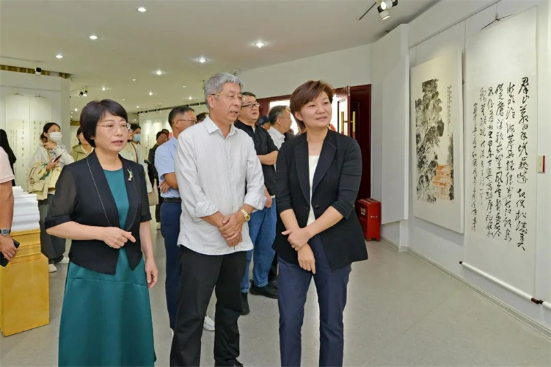 “墨抚英魂 礼赞盛世”书法篆刻作品邀请展在淮塔临展厅开幕775.jpg