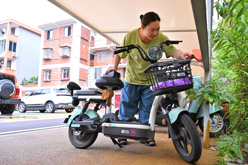 1751511560496572.jpg f7884c4d3f3a26547d3fe6aa59cf7ff.jpg