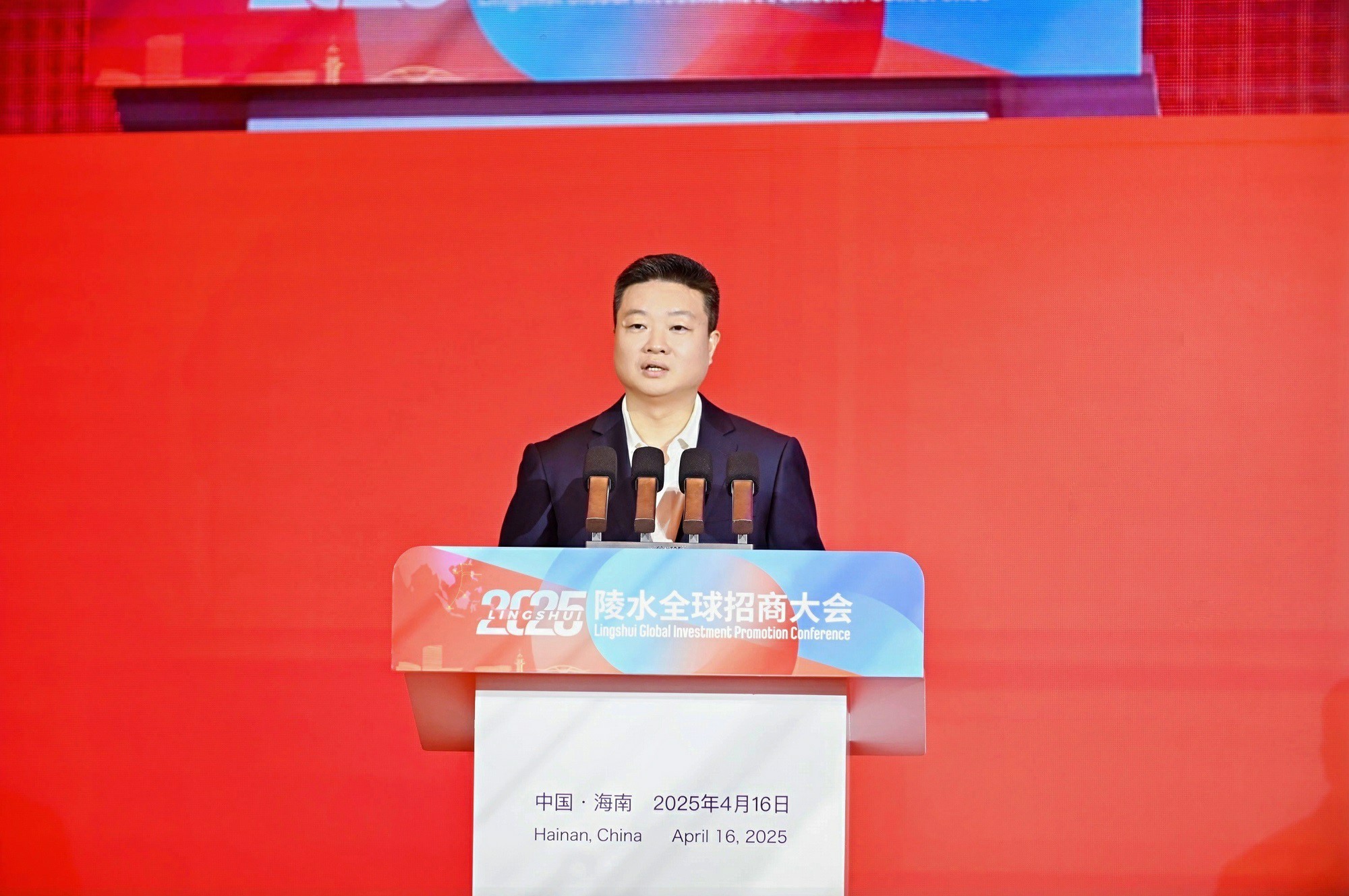 吴海峰极速看图.jpg