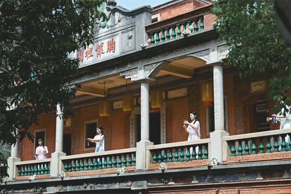 1760328117278521.jpeg image4.jpeg